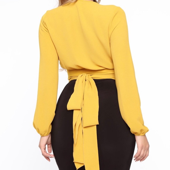 Fashionnova yellow Blouse - Picture 2 of 2